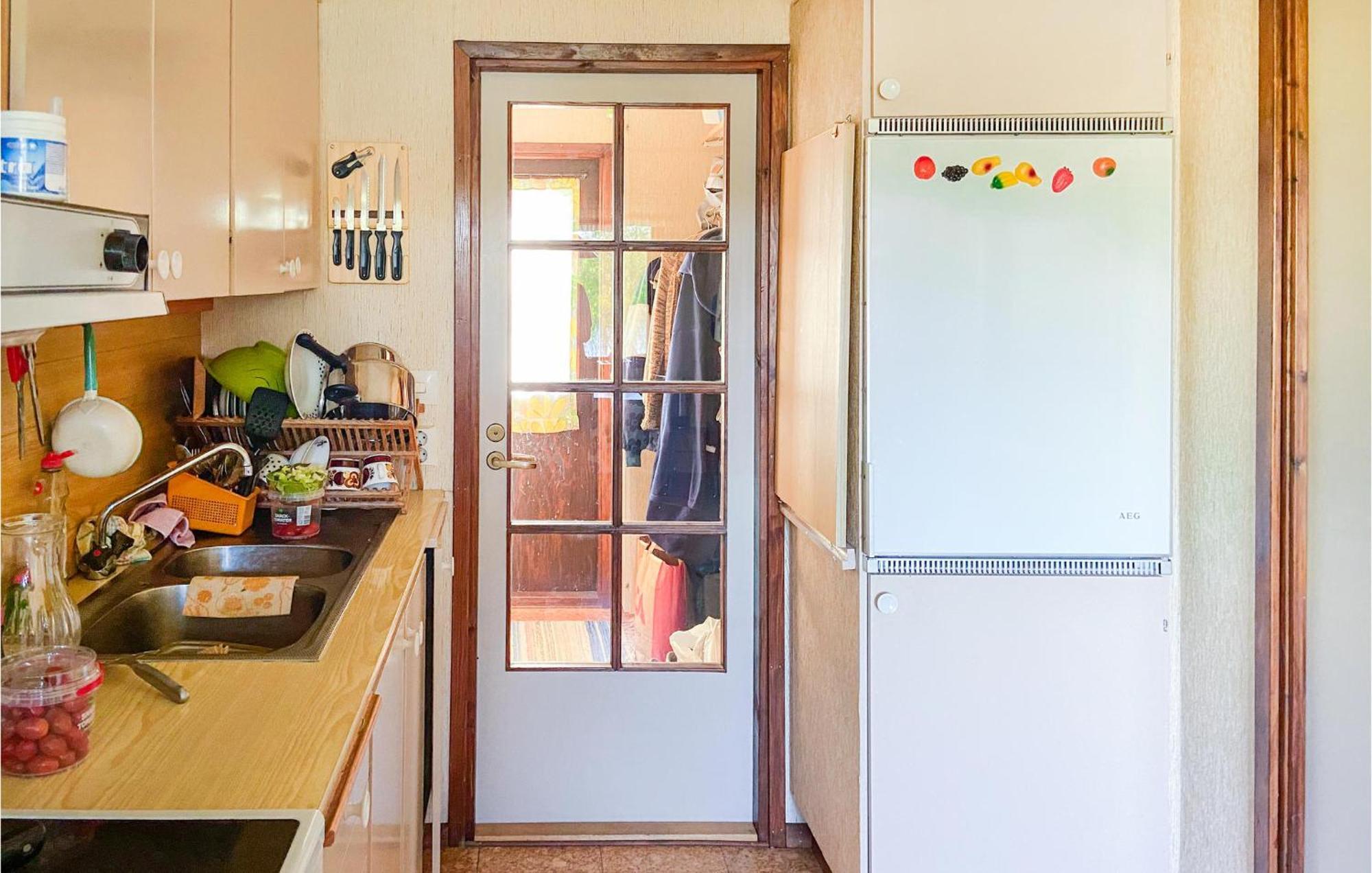 Awesome Home In Lenhovda With Wifi 외부 사진